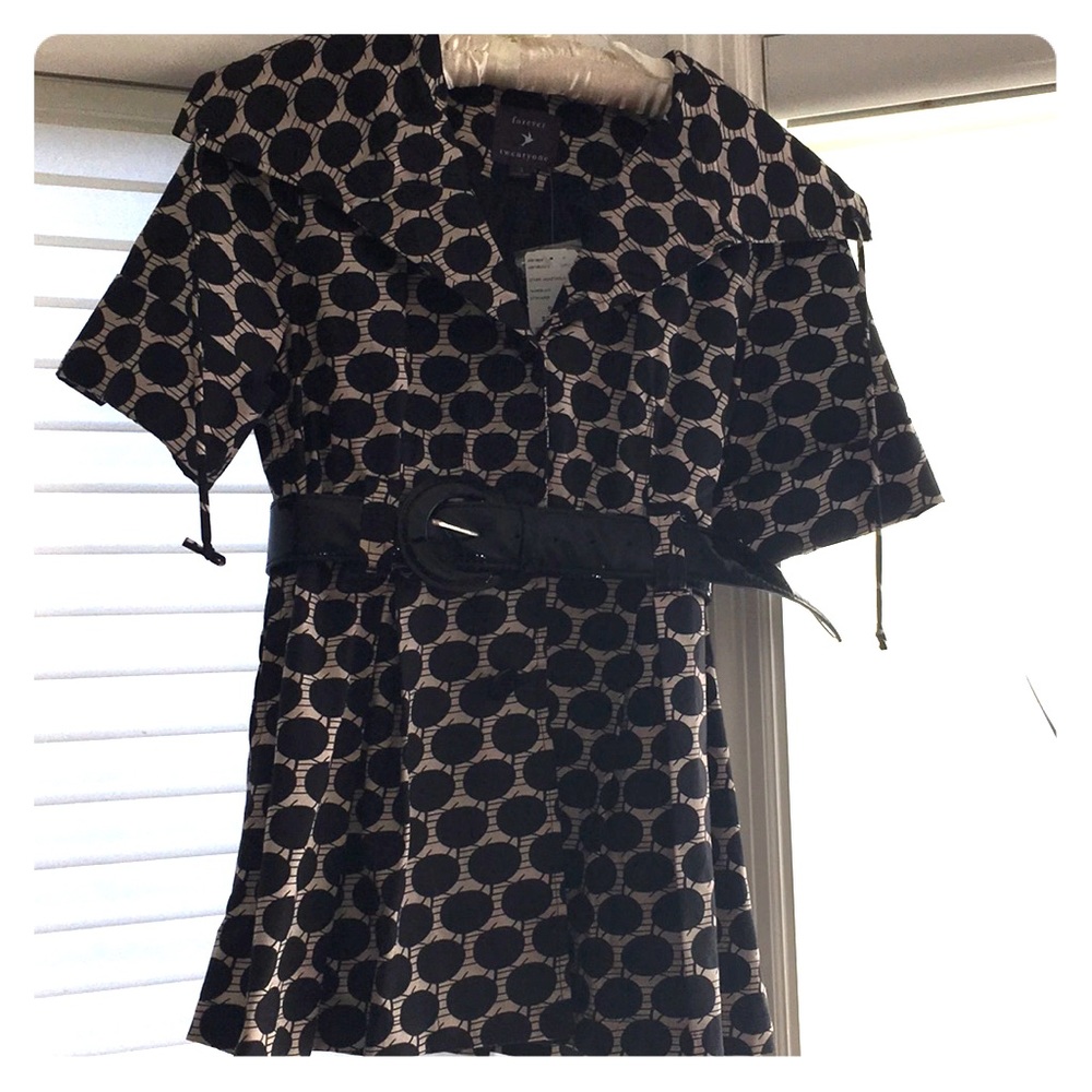 Forever 21 Belted Trench Coat NWT/Never Worn